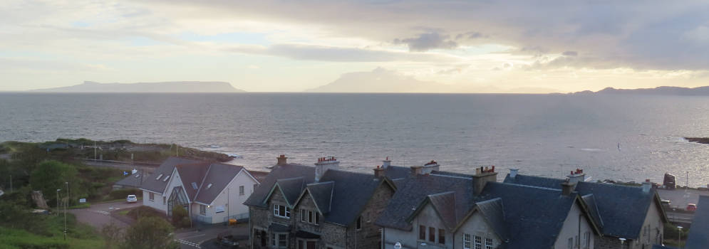 Uitzicht op Schotse eilanen vanuit Mallaig