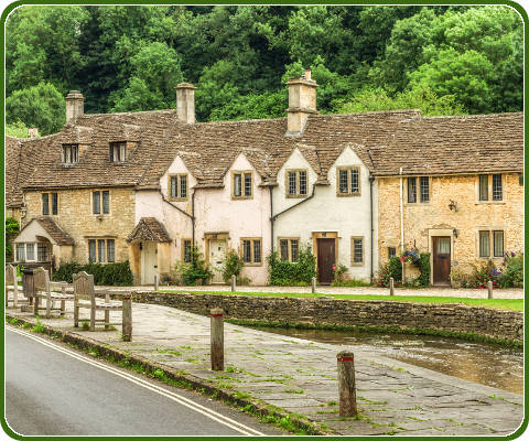 Castle Combe in the Cotswolds, Engeland